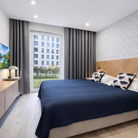 B12 By Marina - Old Town Aparthotel