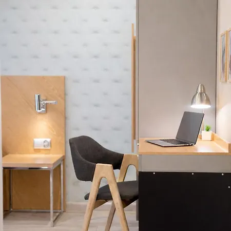 B12 By Marina - Old Town Aparthotel 4*