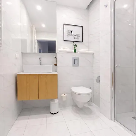 Aparthotel B12 By Marina - Old Town