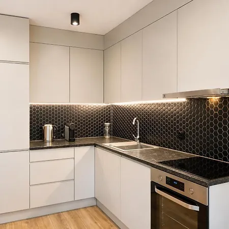 B12 By Marina - Old Town 4*