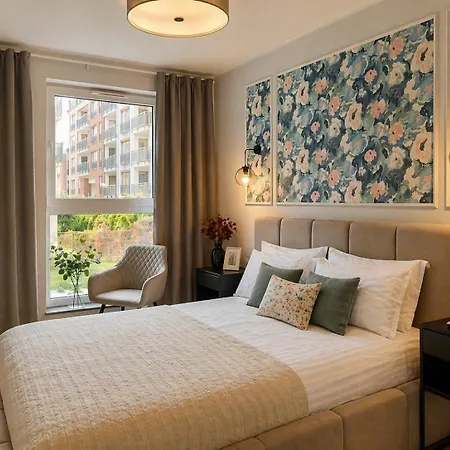Aparthotel B12 By Marina - Old Town
