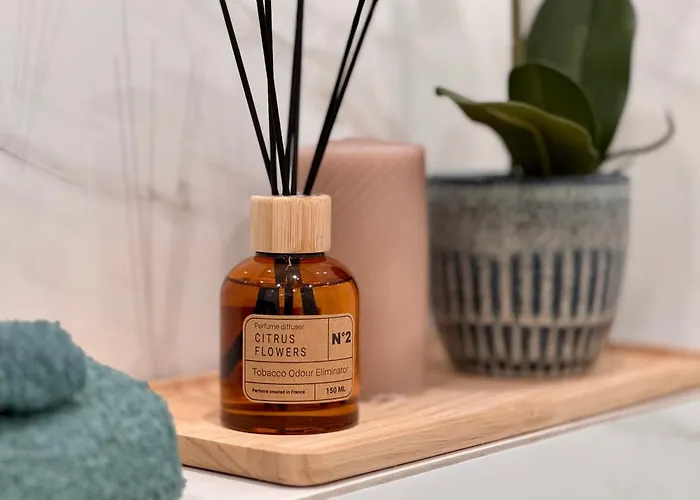 B12 By Marina - Old Town