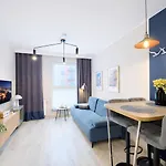 アパートホテル B12 By Marina - Old Town 4*