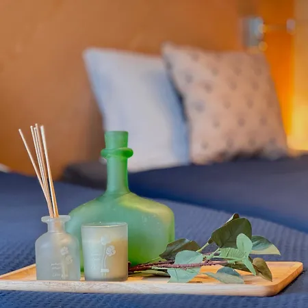 B12 By Marina - Old Town Aparthotel Danzica