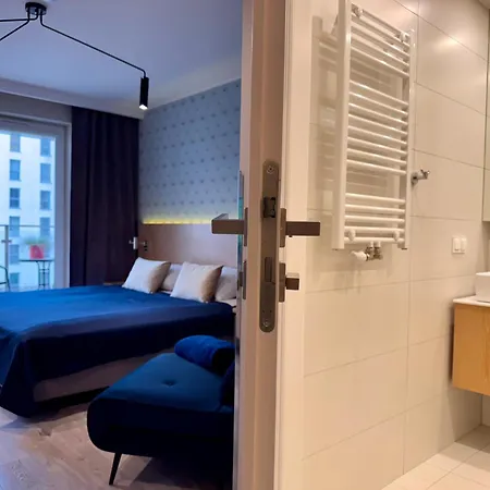 B12 By Marina - Old Town