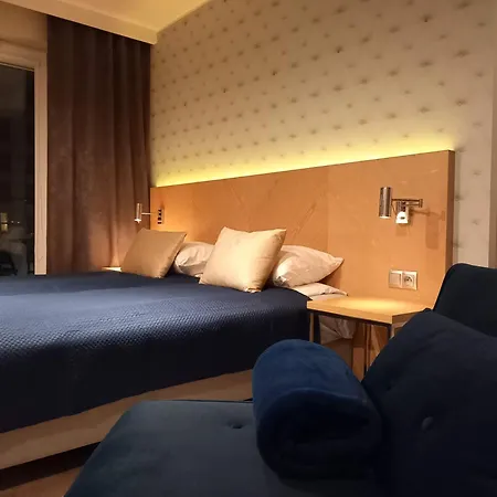 Aparthotel B12 By Marina - Old Town 3*