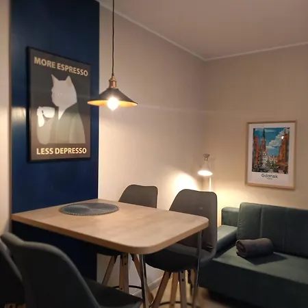 B12 By Marina - Old Town Aparthotel