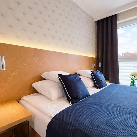 B12 By Marina - Old Town Danzica