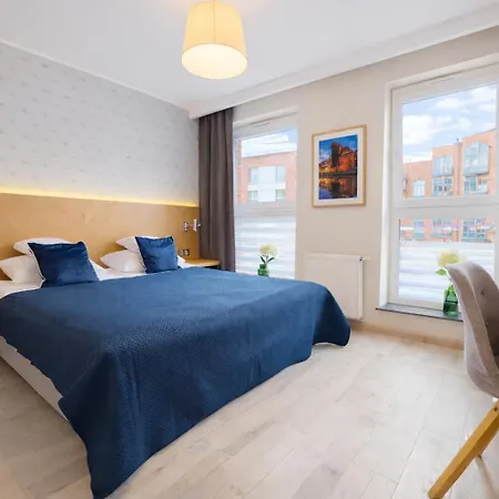 B12 By Marina - Old Town Aparthotel