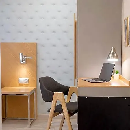 Aparthotel B12 By Marina - Old Town