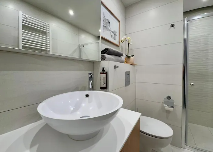 Apartmanhotel B12 By Marina - Old Town 4*