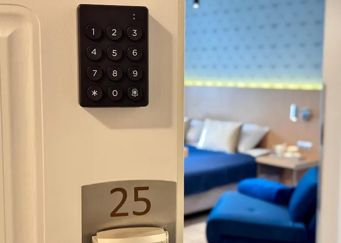 B12 By Marina - Old Town