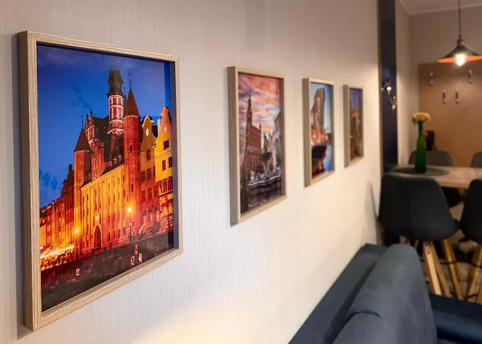 Apartmanhotel B12 By Marina - Old Town 4*