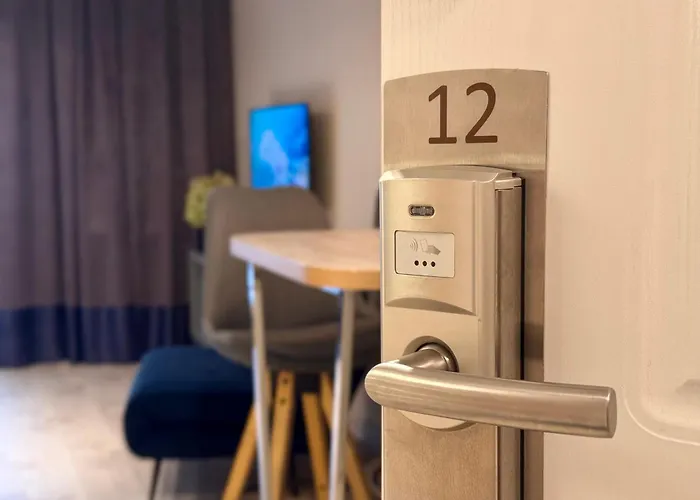 B12 By Marina - Old Town Apartmanhotel