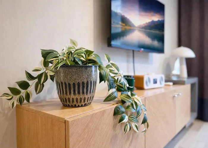 B12 By Marina - Old Town Aparthotel Danzica