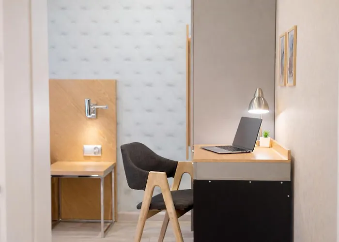 B12 By Marina - Old Town Apartmanhotel 4*