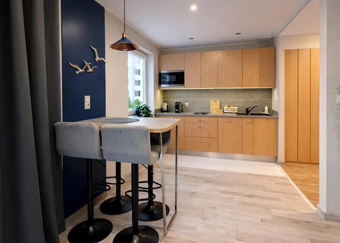 B12 By Marina - Old Town