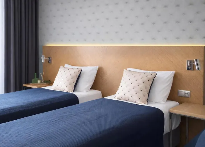 Apartmanhotel B12 By Marina - Old Town 4*