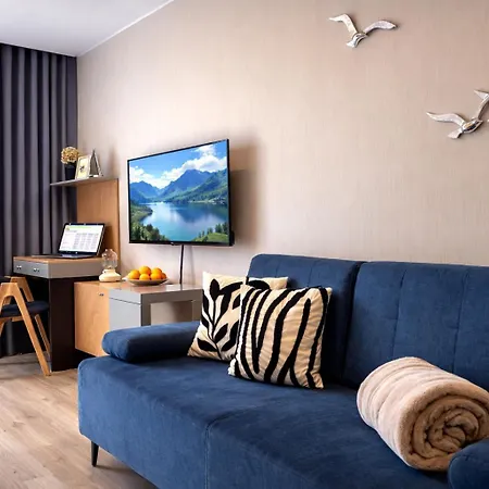 Aparthotel B12 By Marina - Old Town 4*