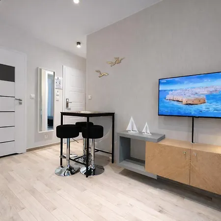 B12 By Marina - Old Town 4*