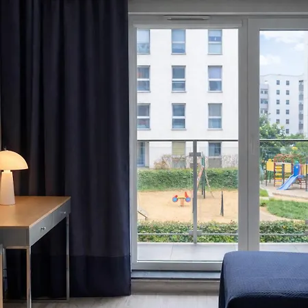 Apartmanhotel B12 By Marina - Old Town 4*